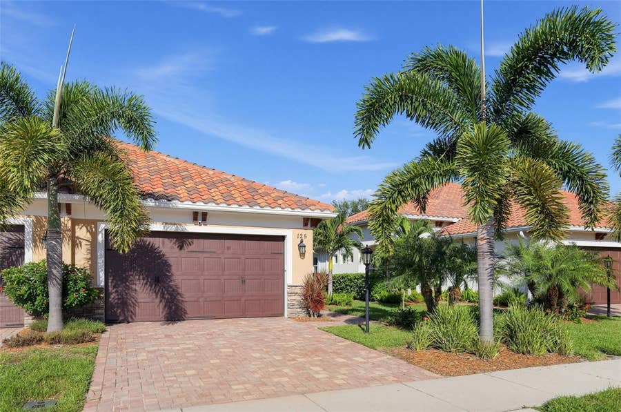 Property photo for 125 COLEBROOK COURT, Venice, FL