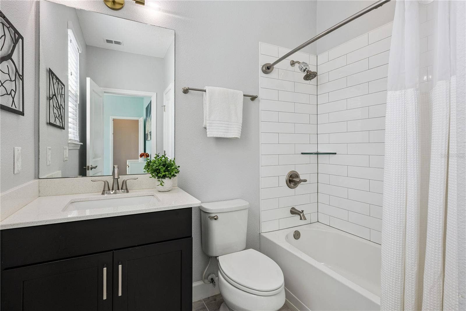 1021 HUNTSPOINT STREET, Winter Garden, FL 34787 1021 HUNTSPOINT STREET, Winter Garden, FL 34787