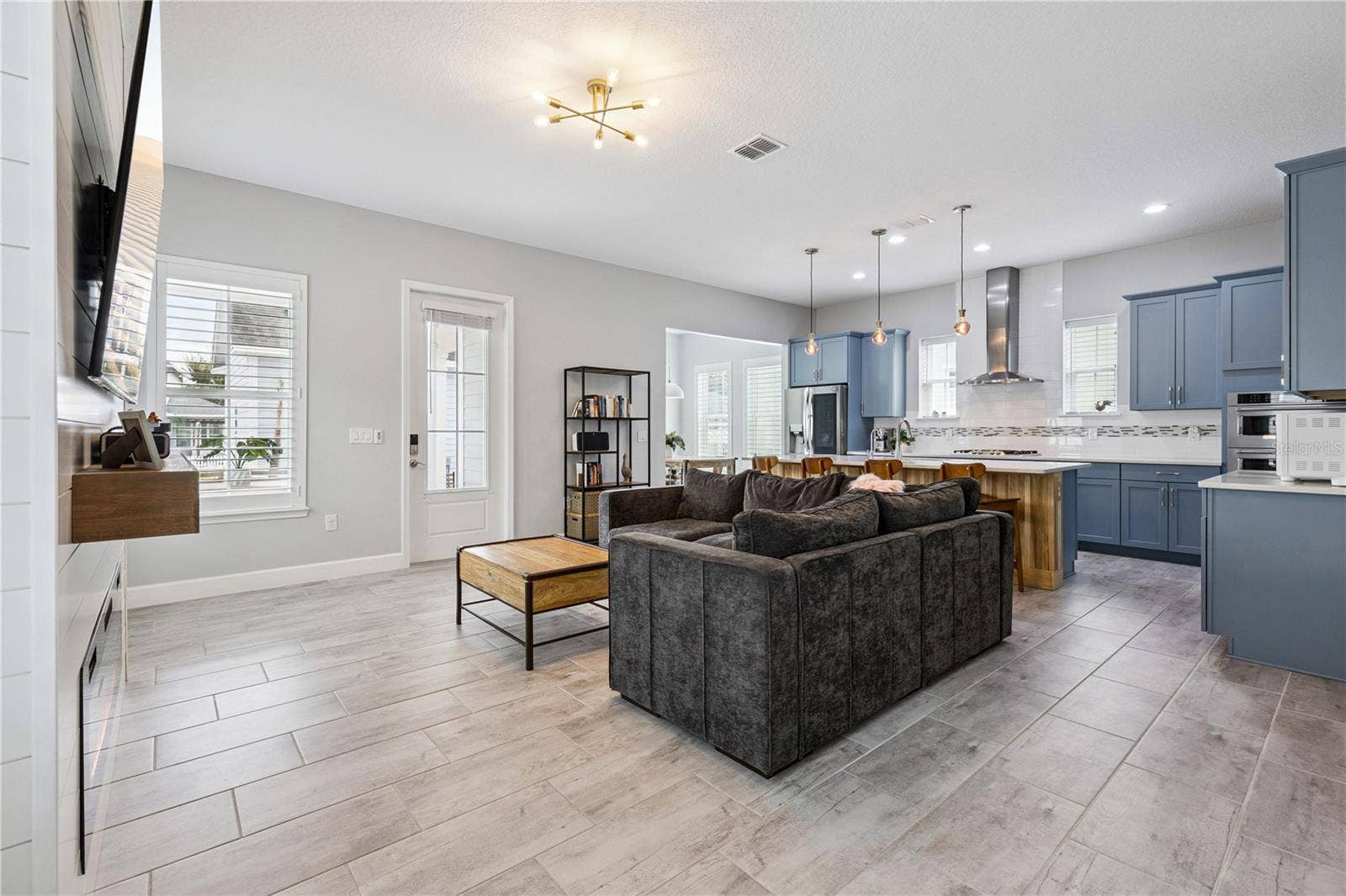 1021 HUNTSPOINT STREET, Winter Garden, FL 34787 1021 HUNTSPOINT STREET, Winter Garden, FL 34787