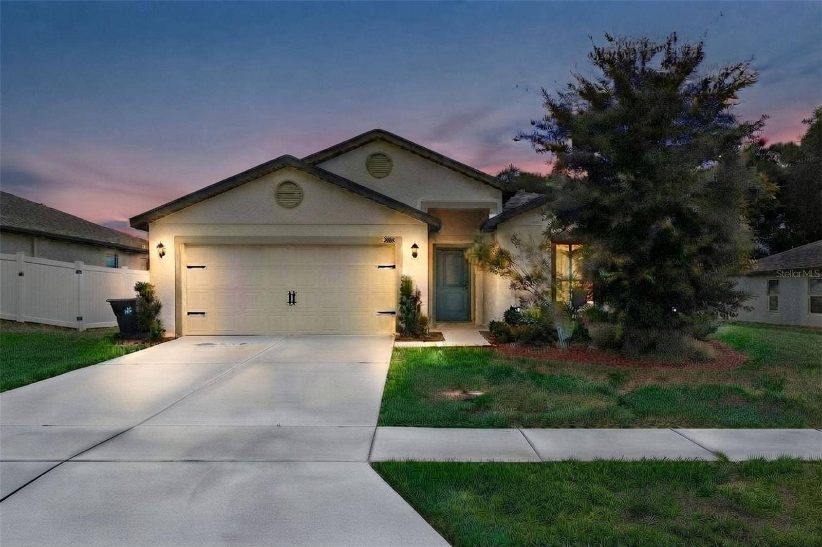 1694 HIDEAWAY FLAT STREET, Mascotte, FL 34753