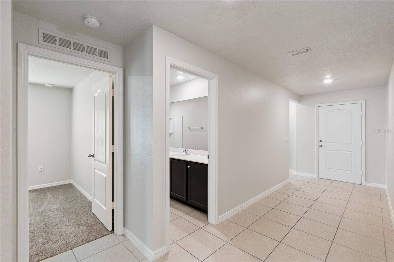 1694 HIDEAWAY FLAT STREET, Mascotte, FL 34753