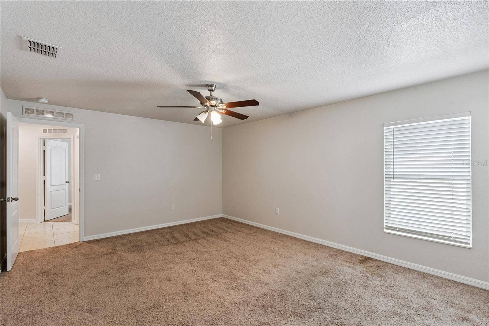 1694 HIDEAWAY FLAT STREET, Mascotte, FL 34753