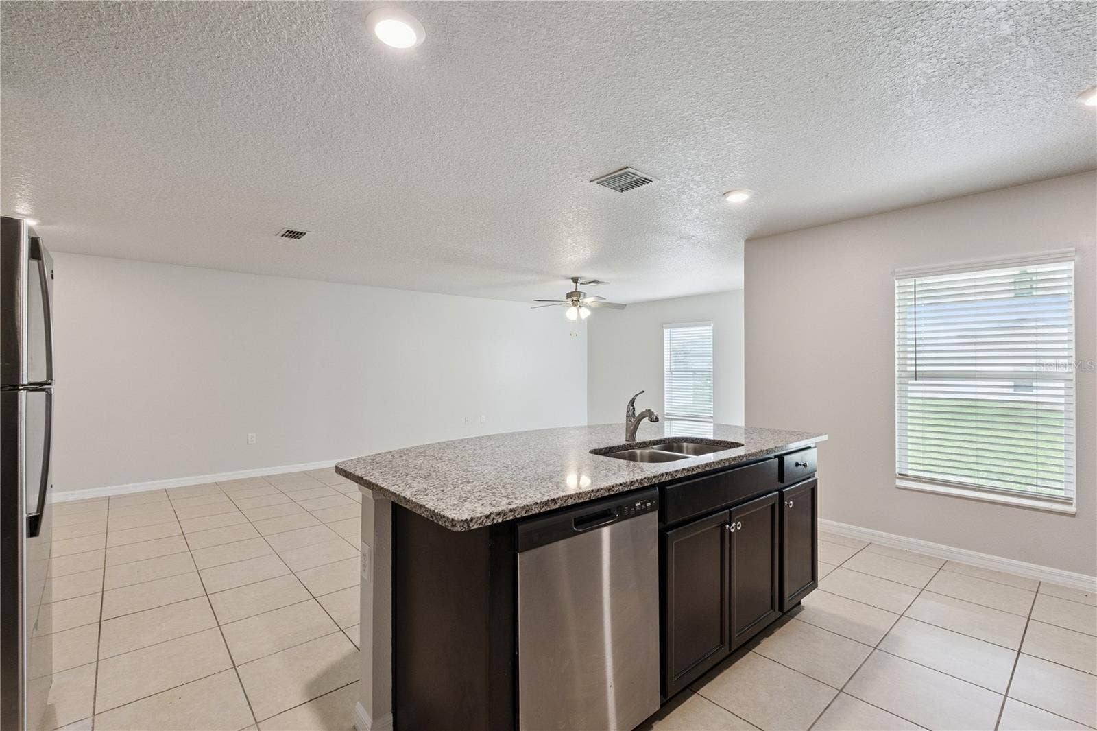 1694 HIDEAWAY FLAT STREET, Mascotte, FL 34753
