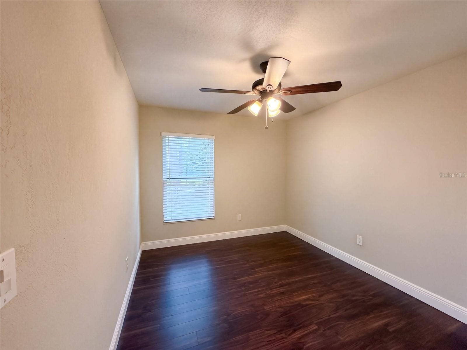 881 VICKSBURG STREET, Deltona, FL 32725 881 VICKSBURG STREET, Deltona, FL 32725