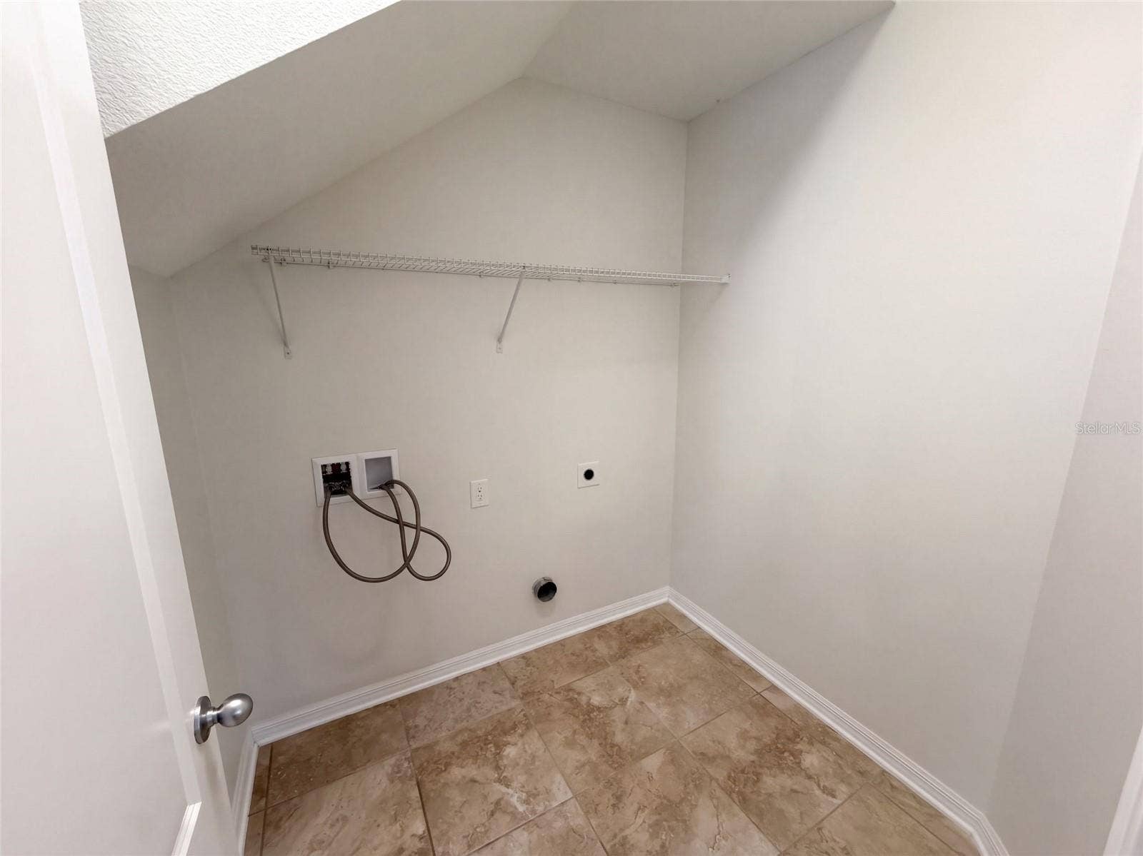 8231 LAUREATE BOULEVARD, Orlando, FL 32827 8231 LAUREATE BOULEVARD, Orlando, FL 32827