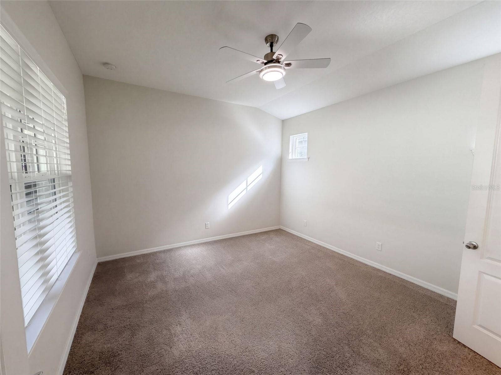 8231 LAUREATE BOULEVARD, Orlando, FL 32827 8231 LAUREATE BOULEVARD, Orlando, FL 32827