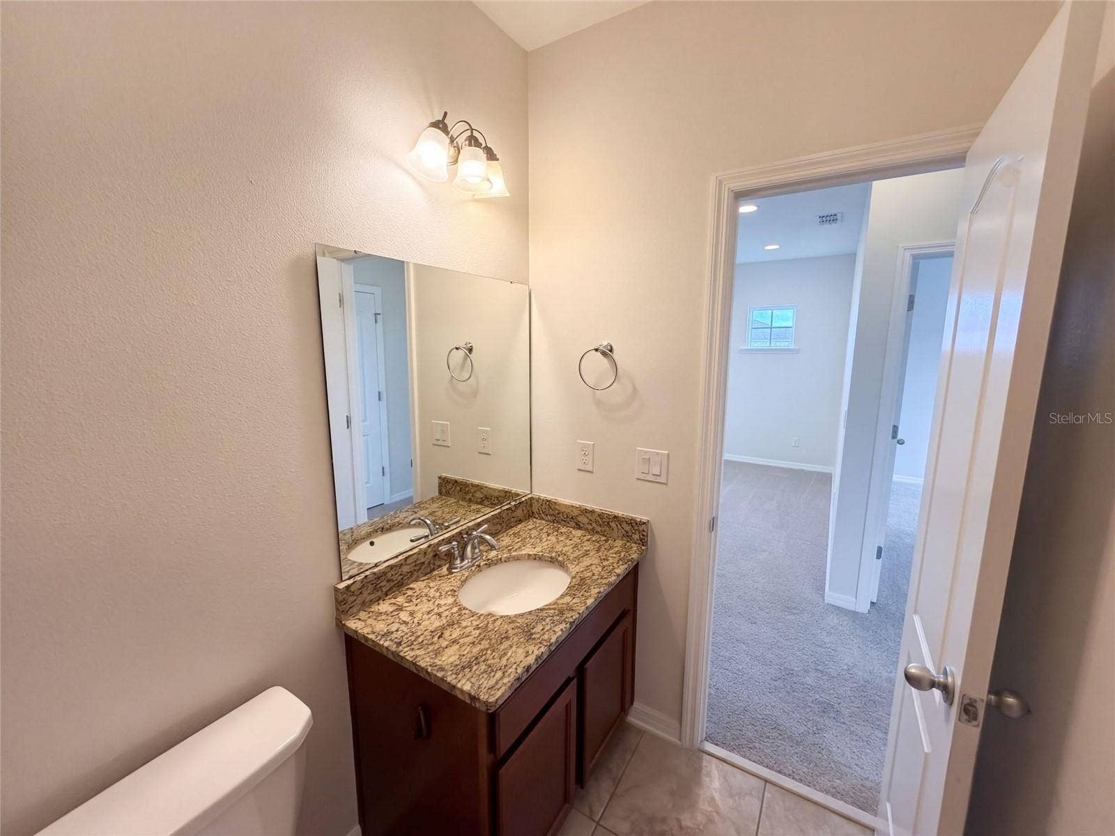 8231 LAUREATE BOULEVARD, Orlando, FL 32827 8231 LAUREATE BOULEVARD, Orlando, FL 32827