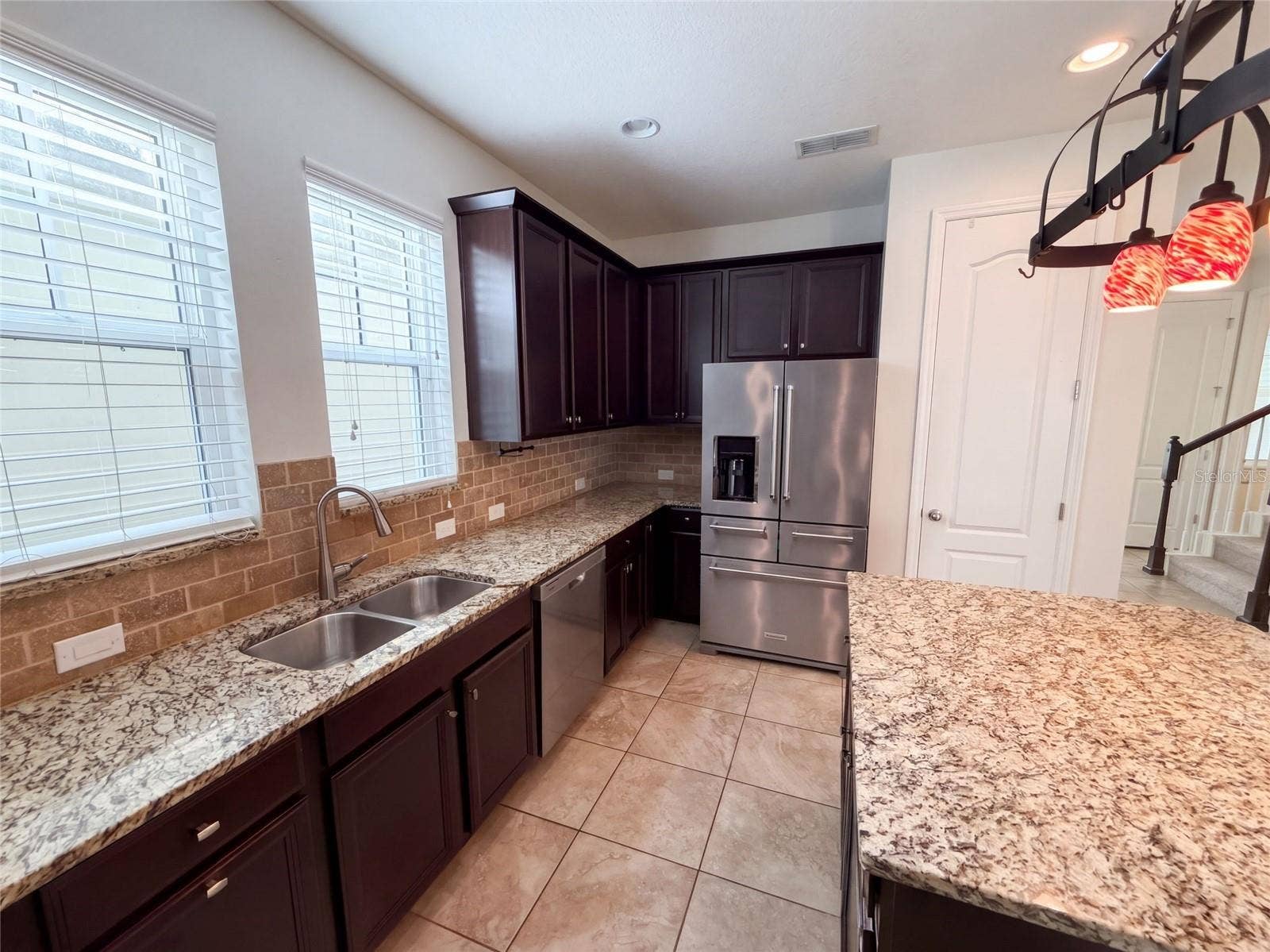 8231 LAUREATE BOULEVARD, Orlando, FL 32827 8231 LAUREATE BOULEVARD, Orlando, FL 32827