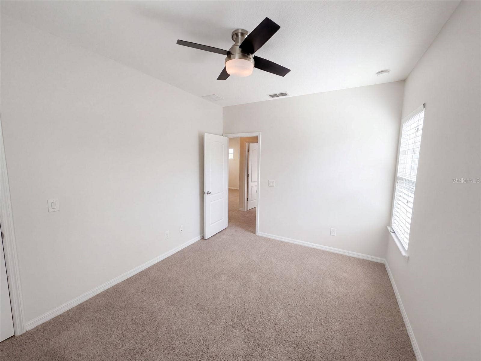 8231 LAUREATE BOULEVARD, Orlando, FL 32827 8231 LAUREATE BOULEVARD, Orlando, FL 32827
