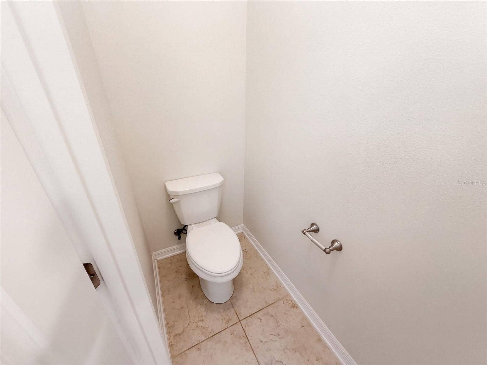 8231 LAUREATE BOULEVARD, Orlando, FL 32827 8231 LAUREATE BOULEVARD, Orlando, FL 32827