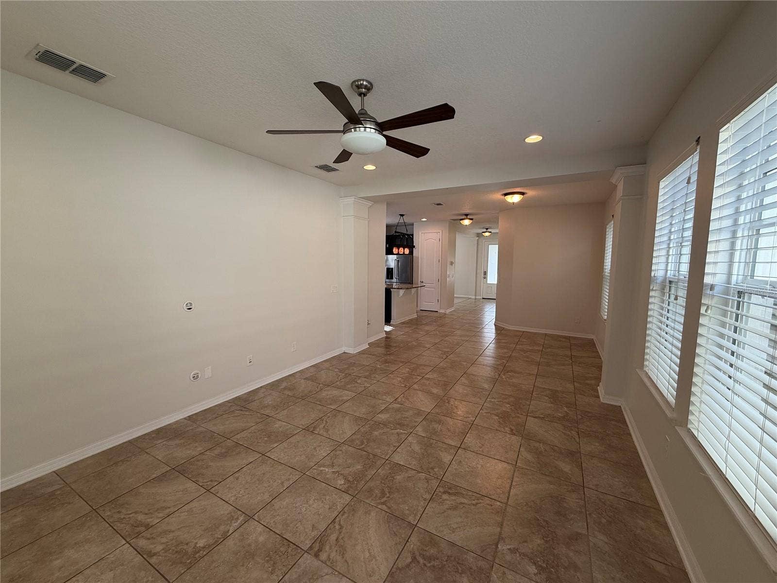 8231 LAUREATE BOULEVARD, Orlando, FL 32827 8231 LAUREATE BOULEVARD, Orlando, FL 32827
