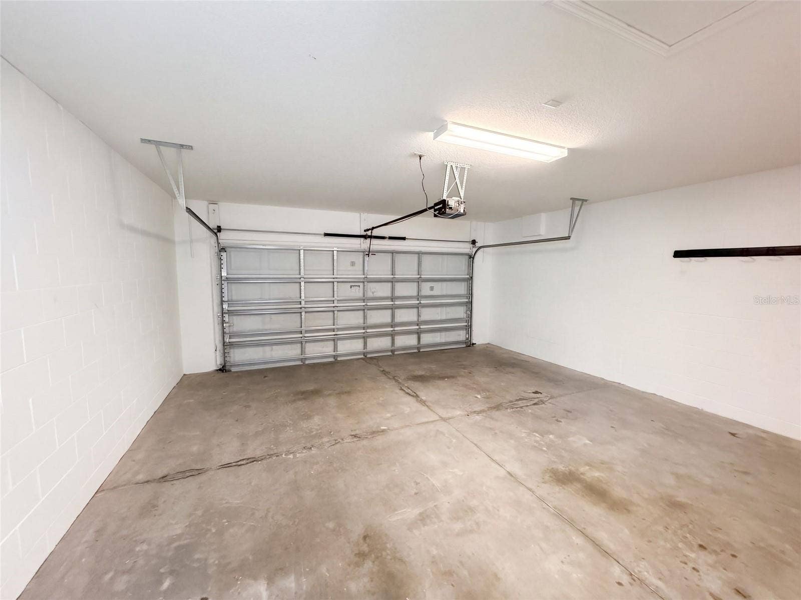 8231 LAUREATE BOULEVARD, Orlando, FL 32827 8231 LAUREATE BOULEVARD, Orlando, FL 32827
