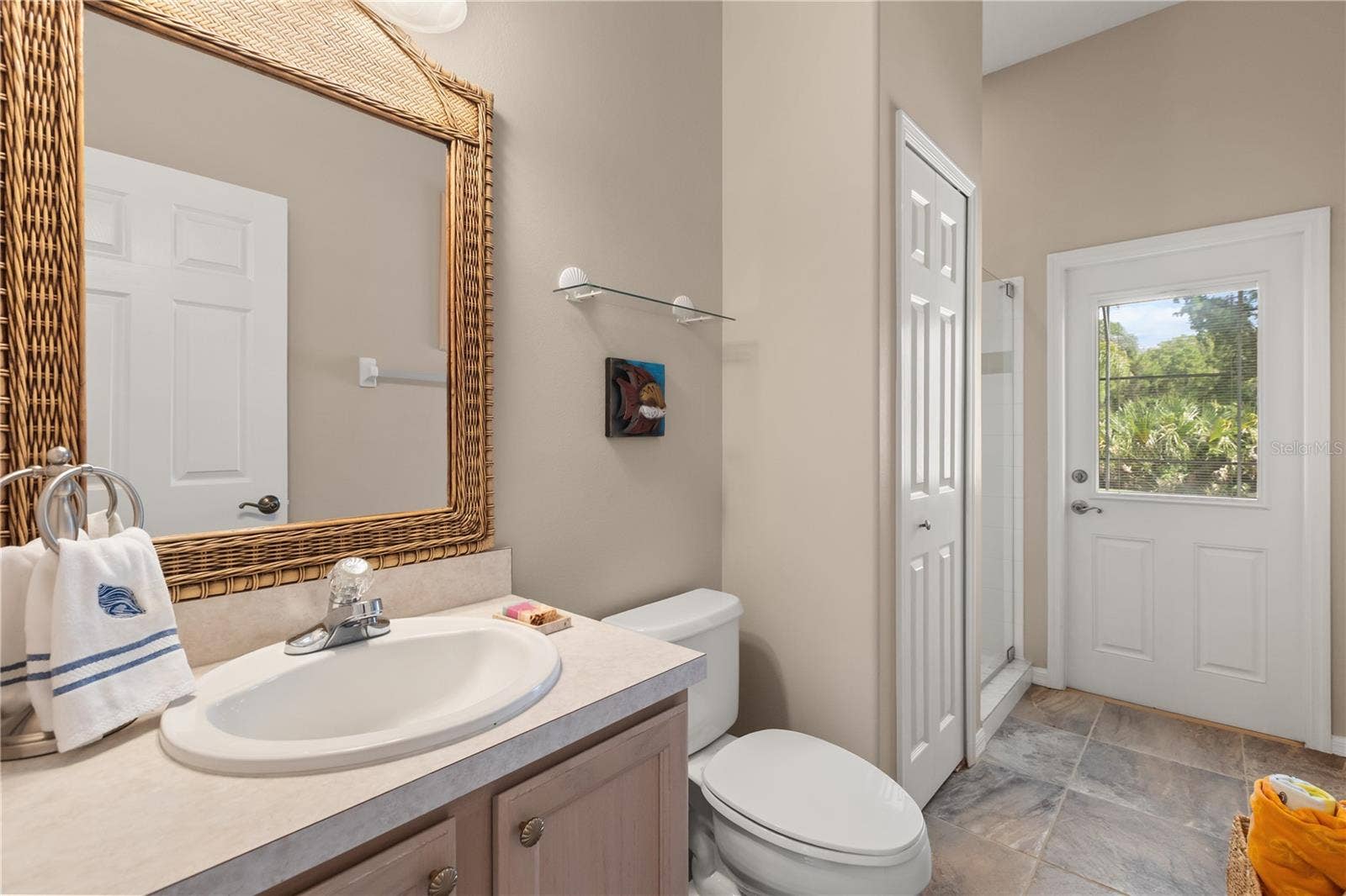 third full bathroom/ pool bathroom