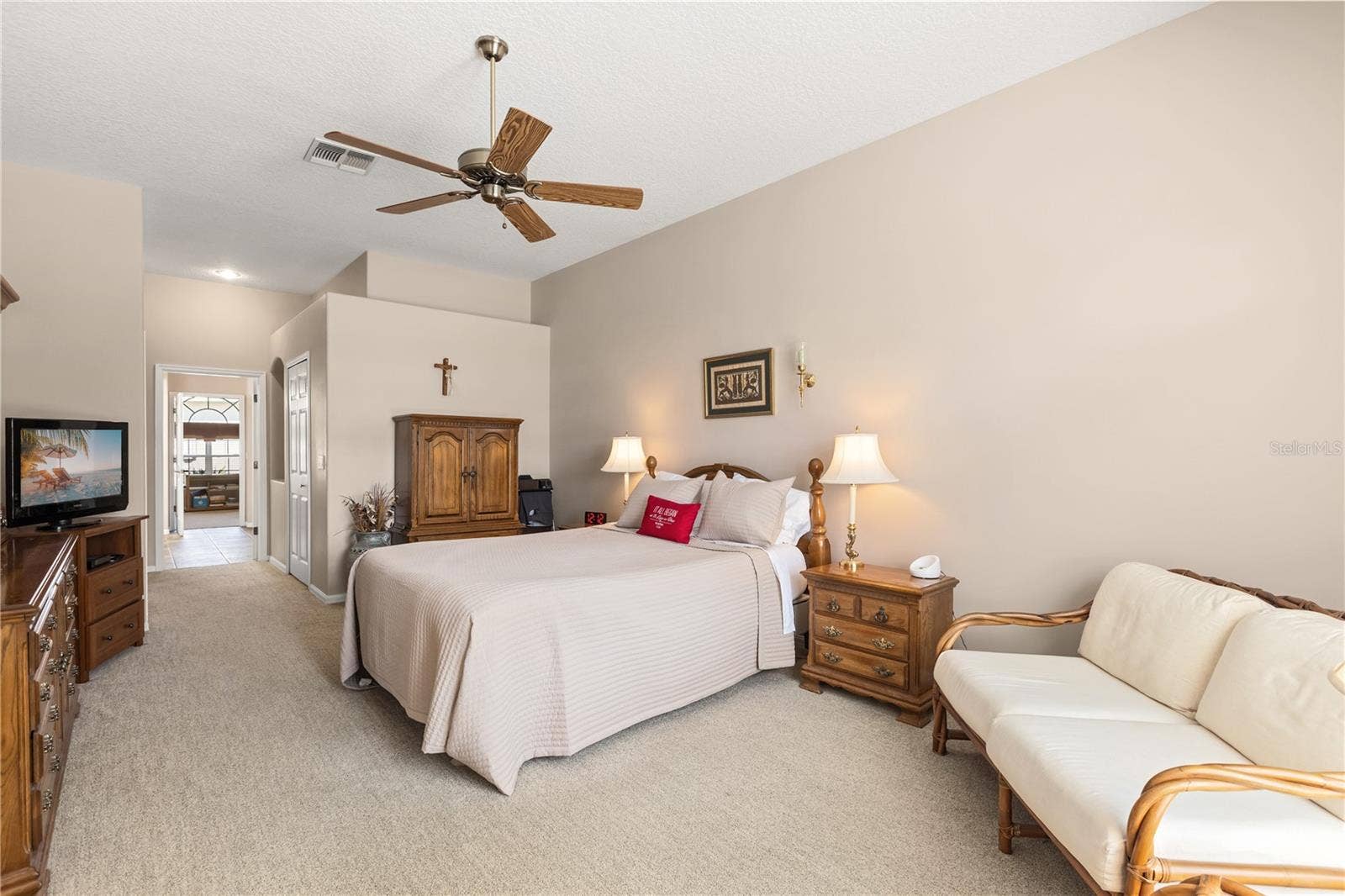 Primary suite