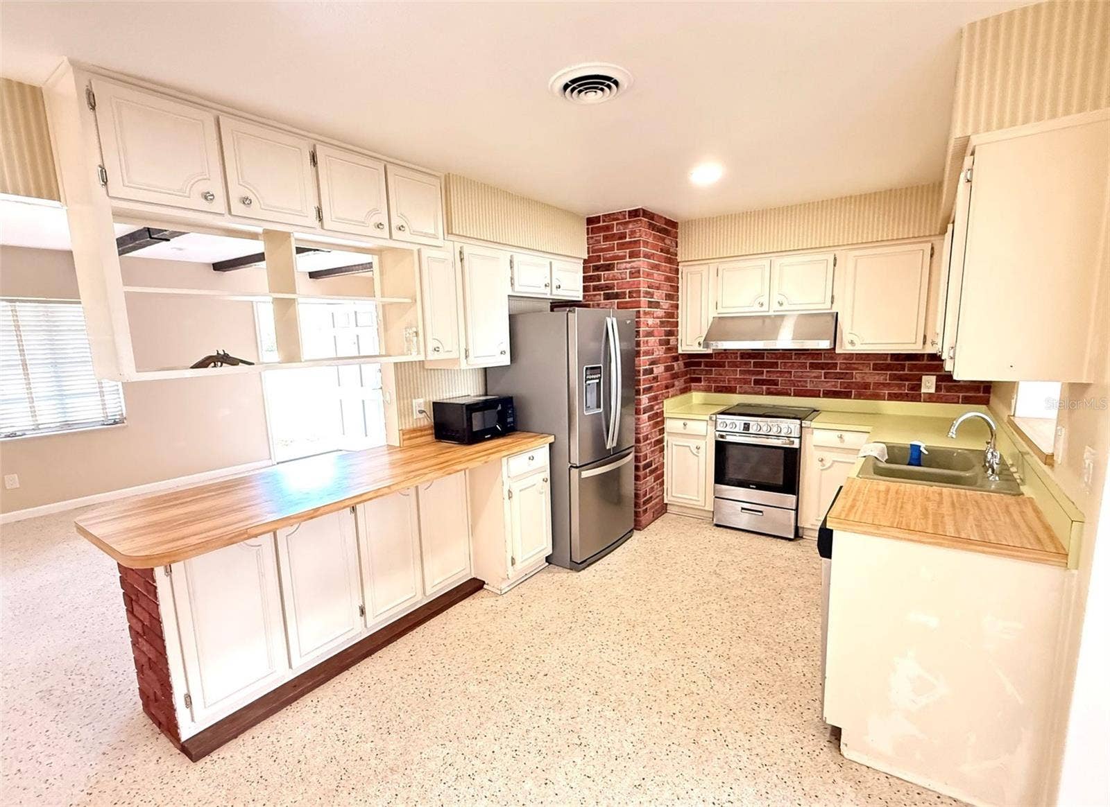 3416 ARBUTUS LANE, Winter Park, FL 32792 3416 ARBUTUS LANE, Winter Park, FL 32792