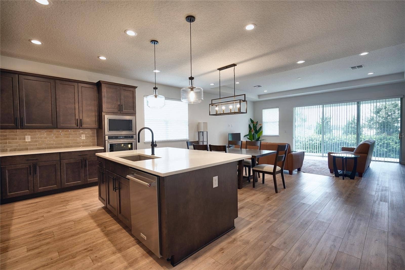 1670 PINECLIFF DRIVE, Apopka, FL 32703 1670 PINECLIFF DRIVE, Apopka, FL 32703