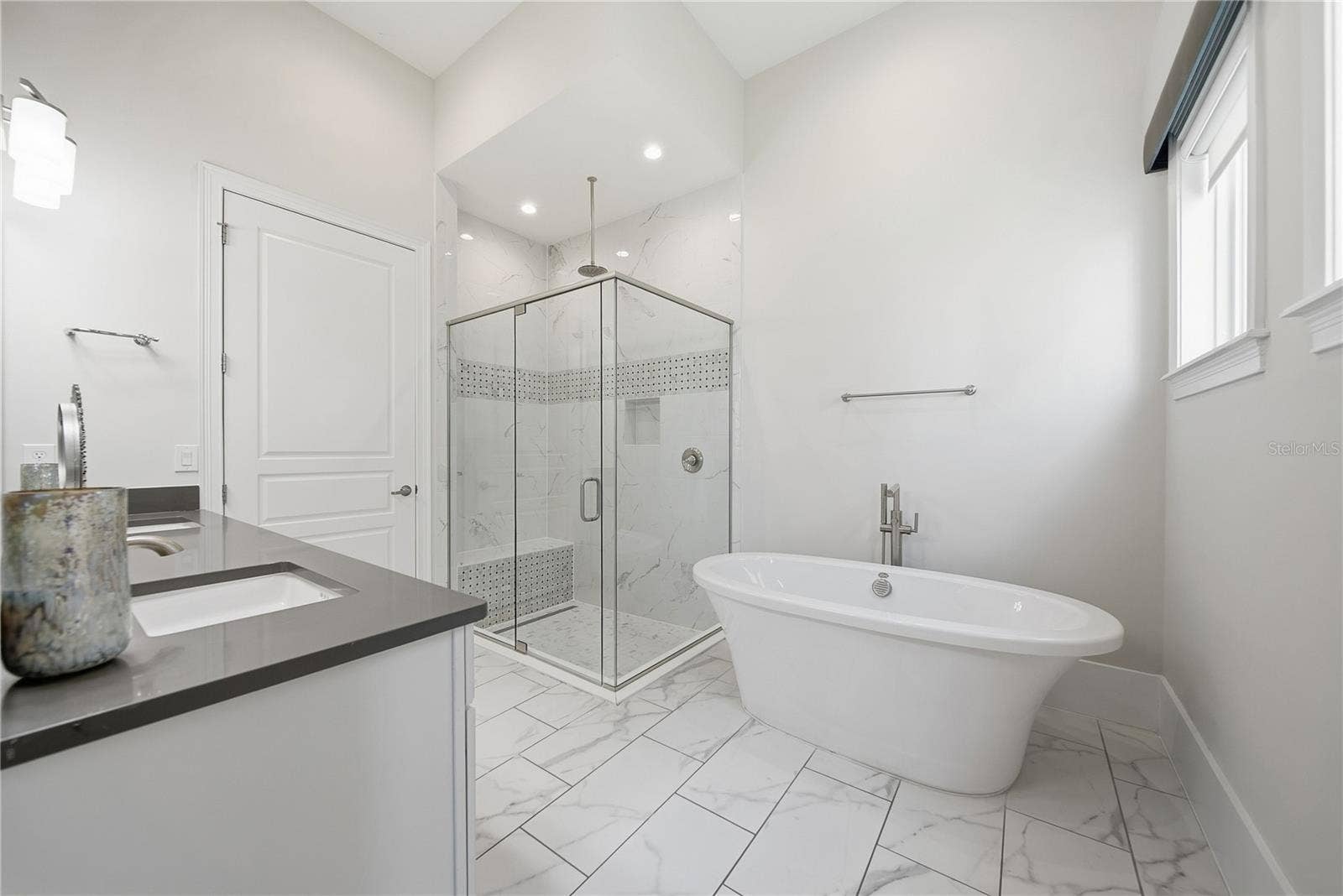 1051 JACK NICKLAUS COURT, Kissimmee, FL 34747 1051 JACK NICKLAUS COURT, Kissimmee, FL 34747
