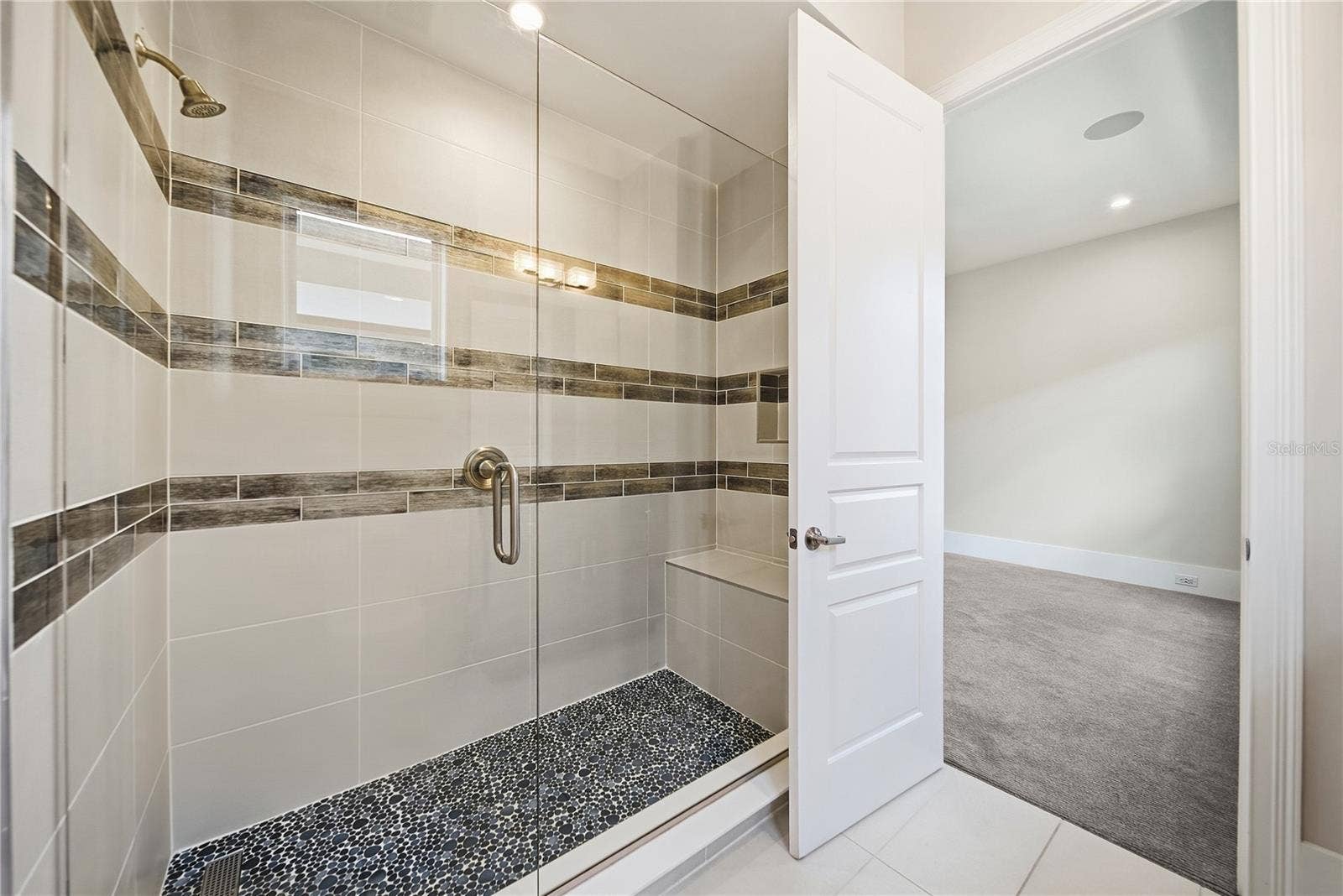 1051 JACK NICKLAUS COURT, Kissimmee, FL 34747 1051 JACK NICKLAUS COURT, Kissimmee, FL 34747