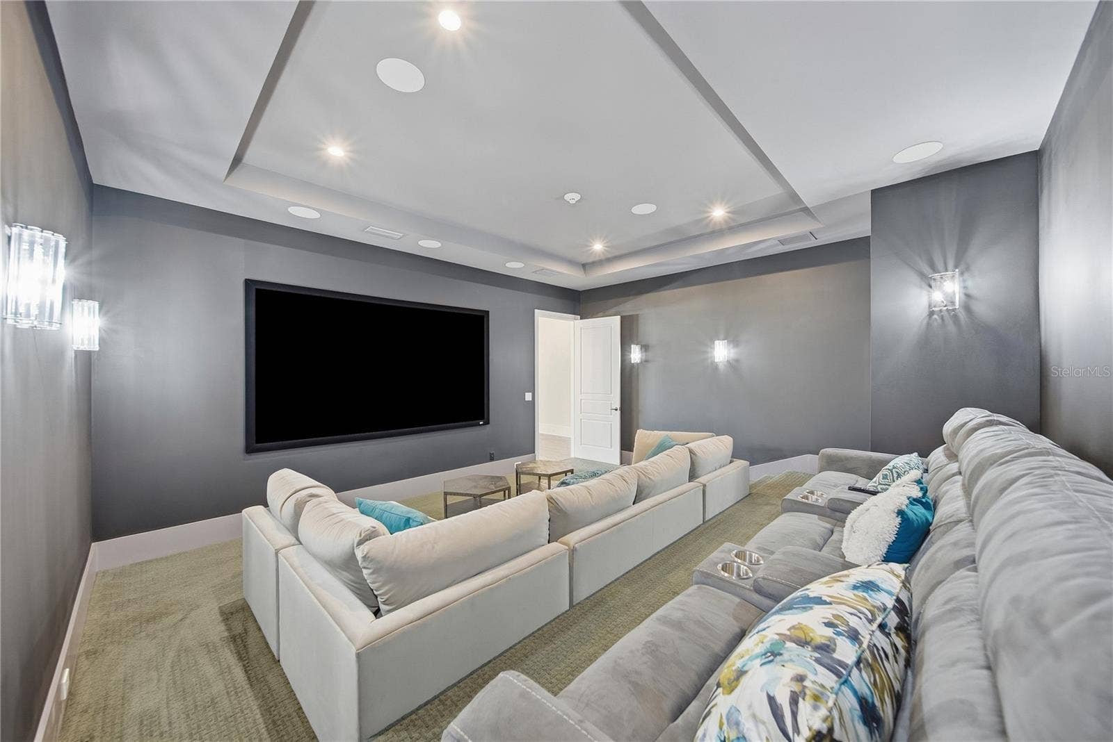 1051 JACK NICKLAUS COURT, Kissimmee, FL 34747 1051 JACK NICKLAUS COURT, Kissimmee, FL 34747