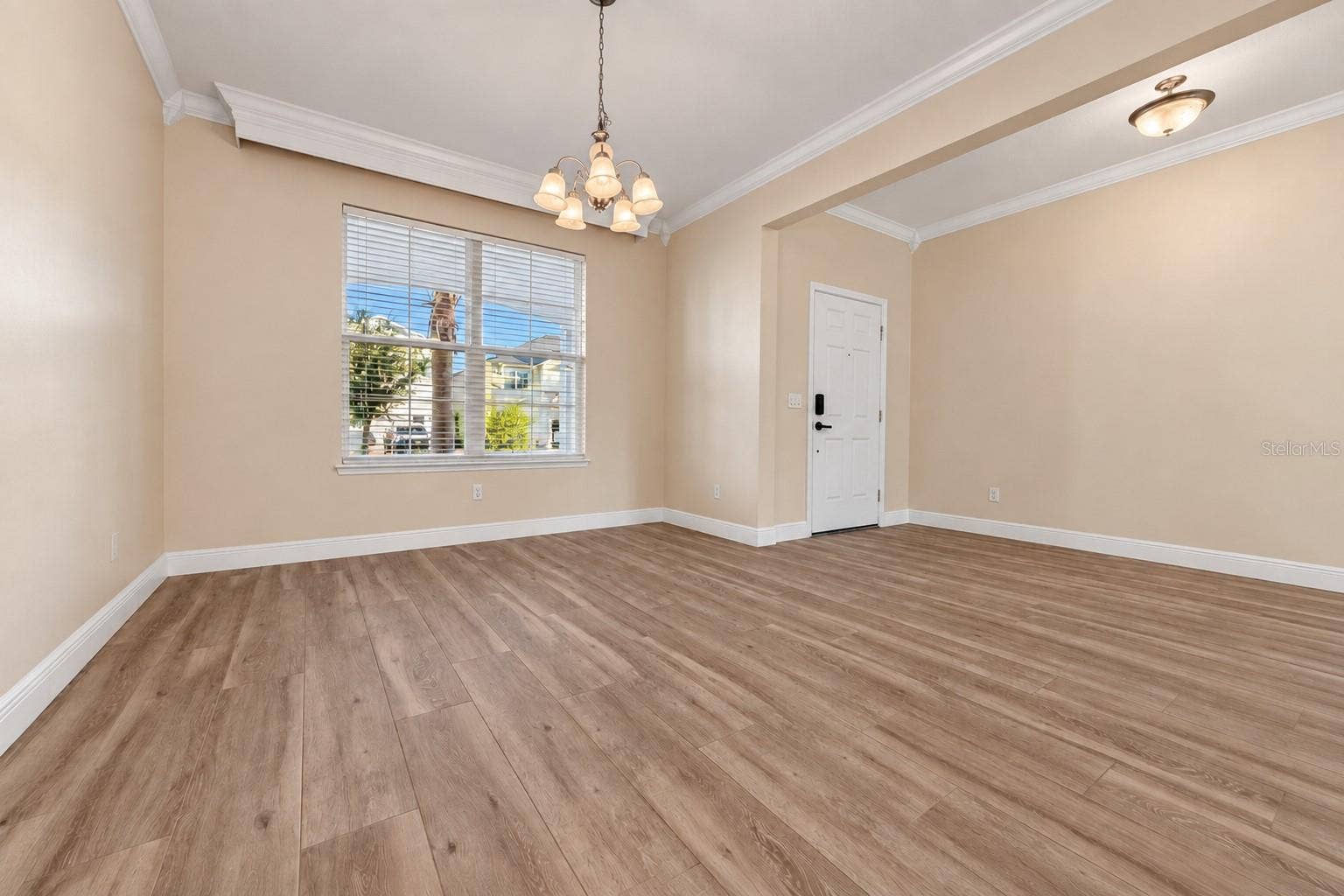 3611 MT VERNON WAY, Kissimmee, FL 34741 3611 MT VERNON WAY, Kissimmee, FL 34741