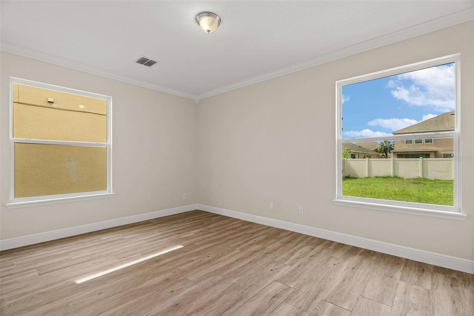 3611 MT VERNON WAY, Kissimmee, FL 34741 3611 MT VERNON WAY, Kissimmee, FL 34741