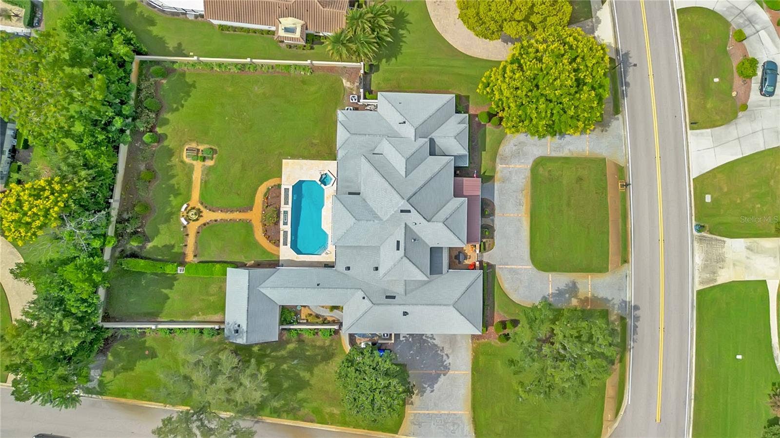8804 BAY HILL BOULEVARD, Orlando, FL 32819 8804 BAY HILL BOULEVARD, Orlando, FL 32819