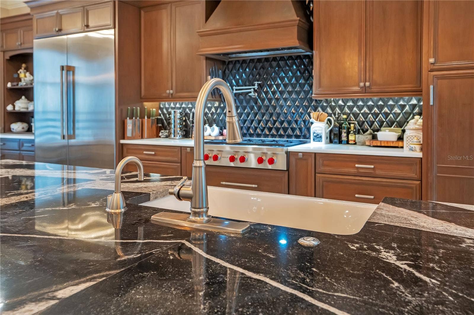 8804 BAY HILL BOULEVARD, Orlando, FL 32819 8804 BAY HILL BOULEVARD, Orlando, FL 32819