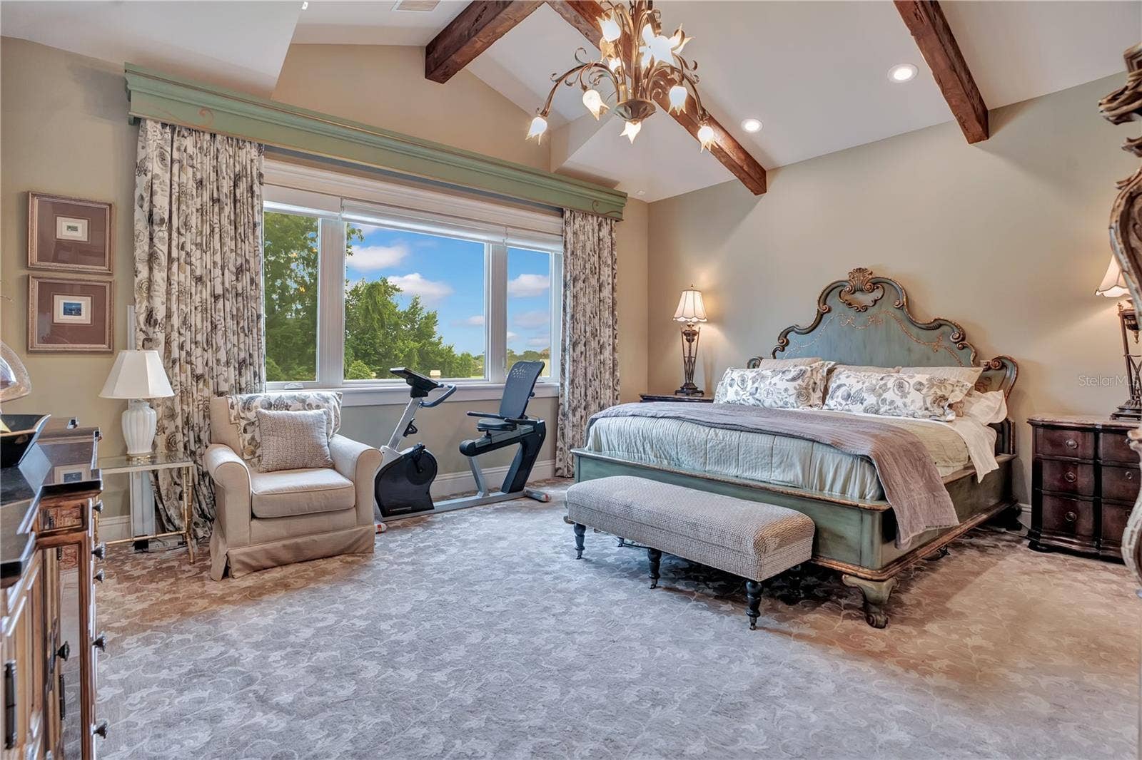 8804 BAY HILL BOULEVARD, Orlando, FL 32819 8804 BAY HILL BOULEVARD, Orlando, FL 32819