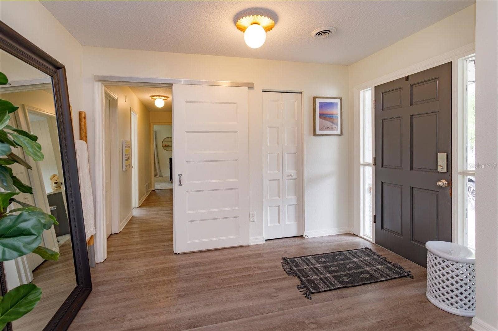 2322 WOODCREST DRIVE, Winter Park, FL 32792 11 x 6 foyer
