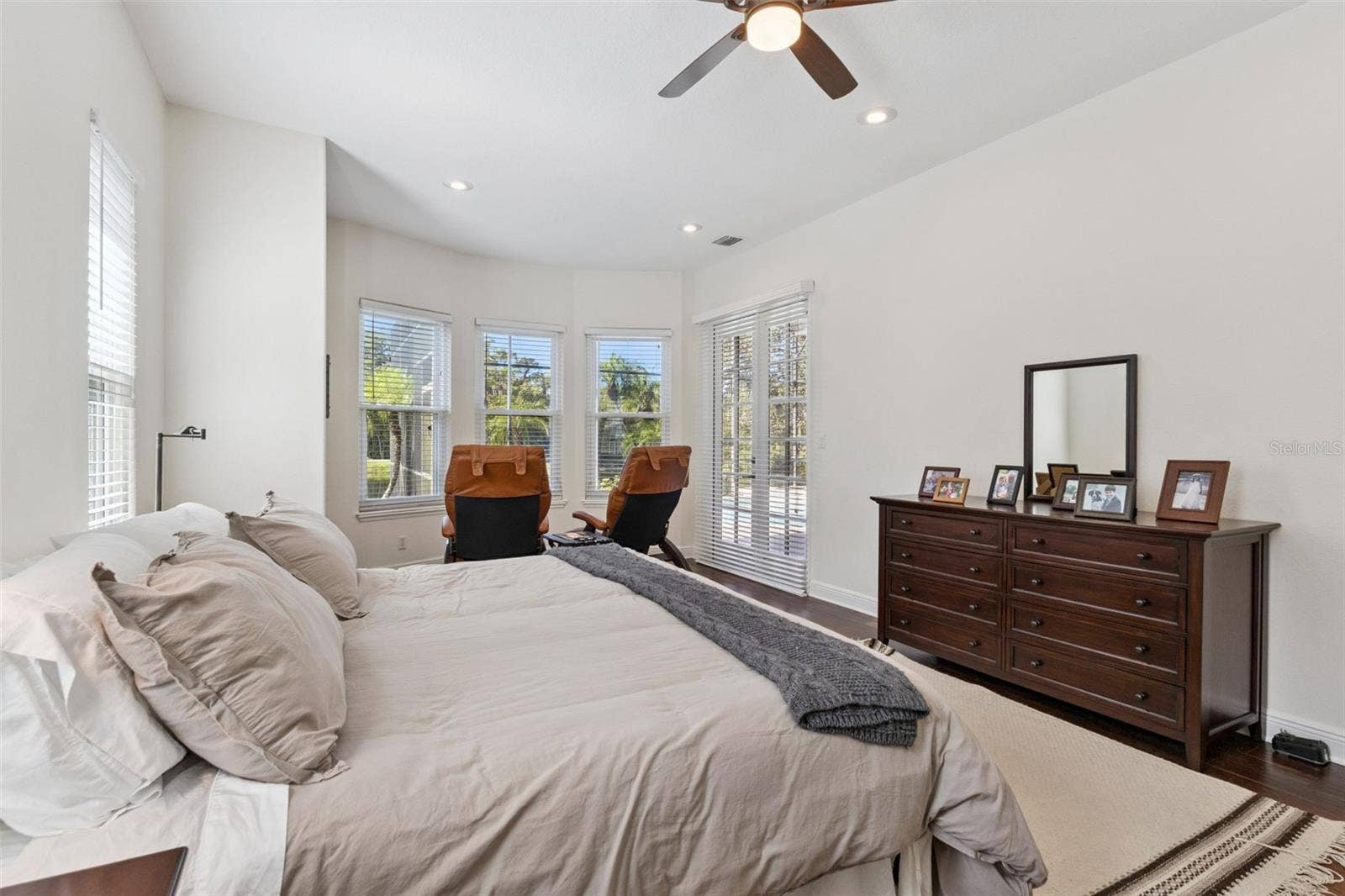 3832 HUNTERS ISLE DRIVE, Orlando, FL 32837 Oversized Primary Suite - View 3.