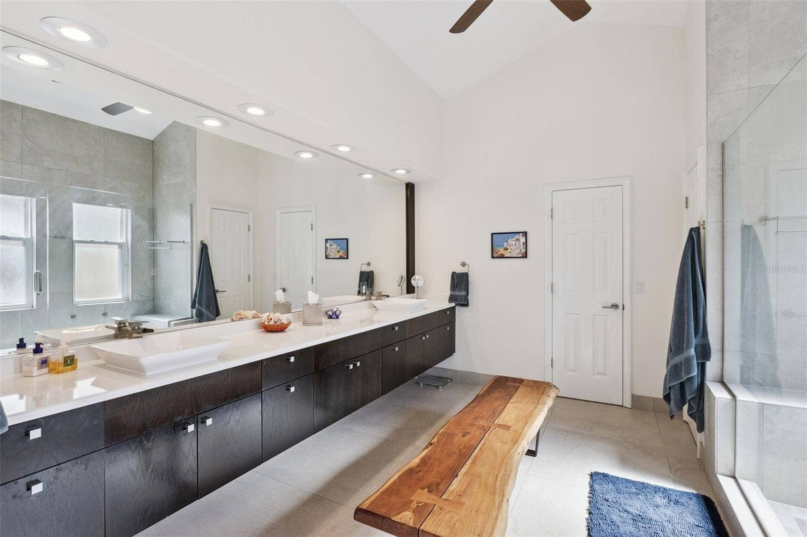 3832 HUNTERS ISLE DRIVE, Orlando, FL 32837 Private Primary En-Suite.