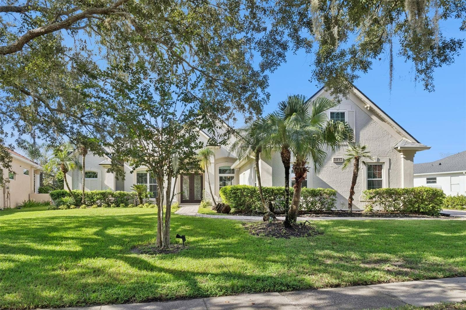3832 HUNTERS ISLE DRIVE, Orlando, FL 32837 Welcome to your new home!