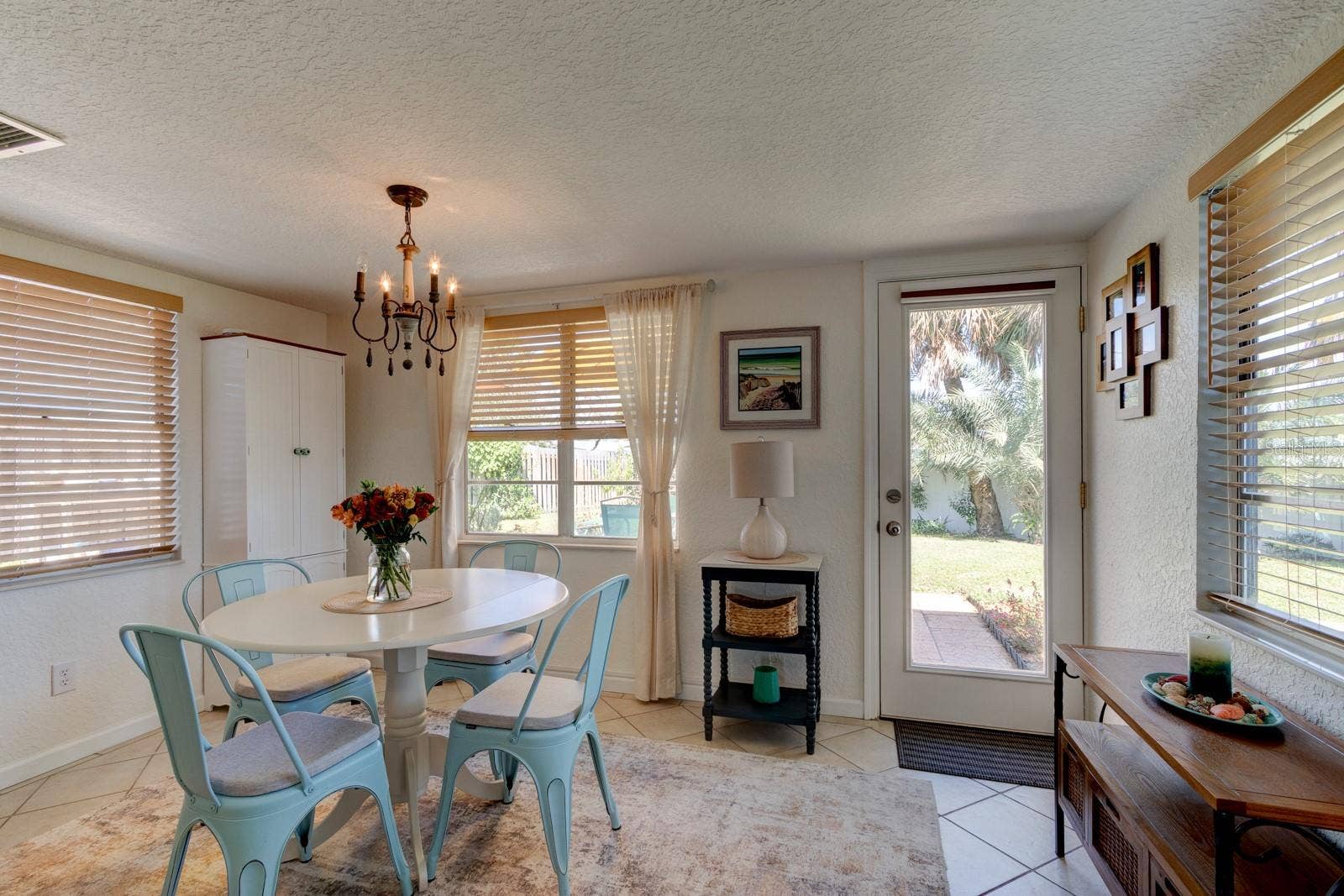 14 TROPICAL DRIVE, Ormond Beach, FL 32176 14 TROPICAL DRIVE, Ormond Beach, FL 32176