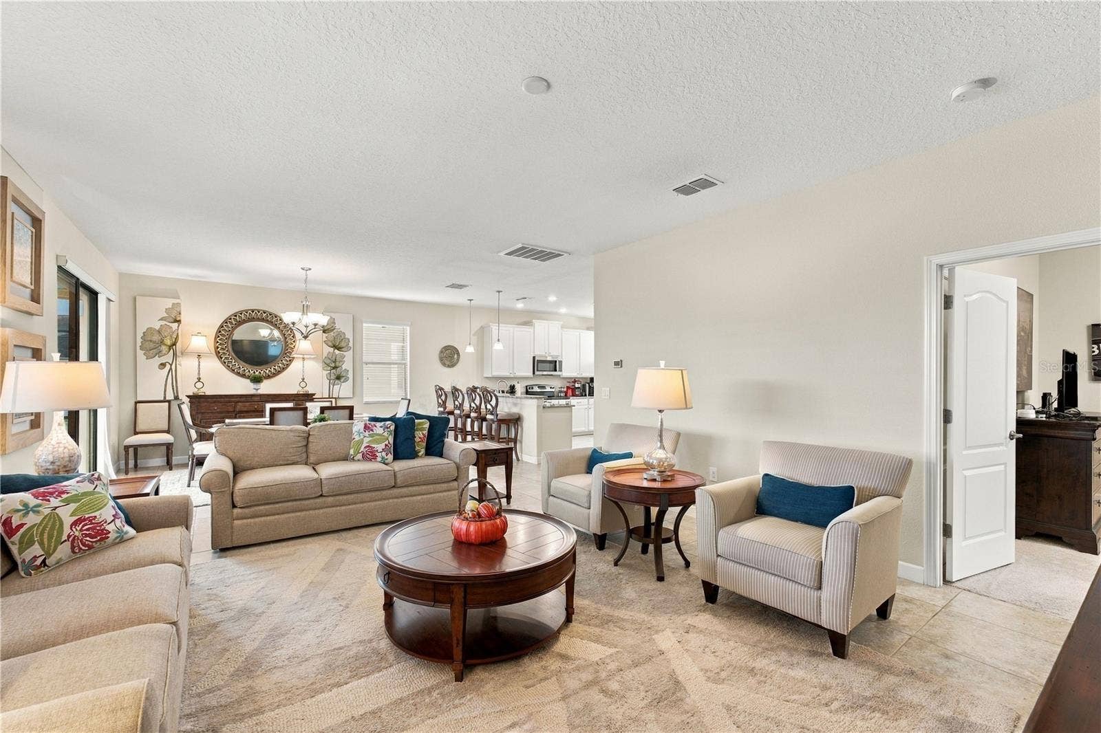 9037 SHADOW MOUNTAIN STREET, Davenport, FL 33896