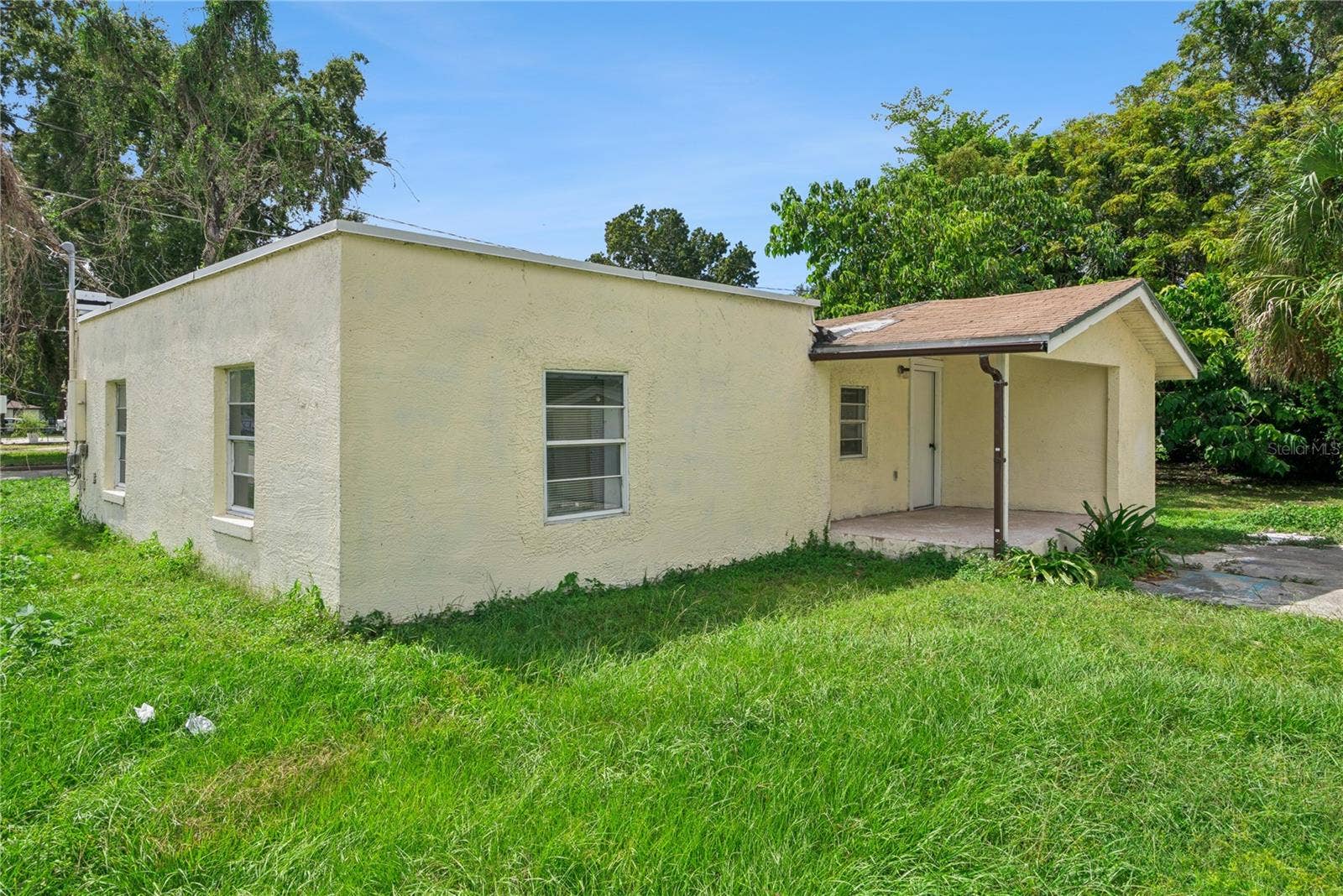 2112 LEE STREET, Orlando, FL 32805 2112 LEE STREET, Orlando, FL 32805