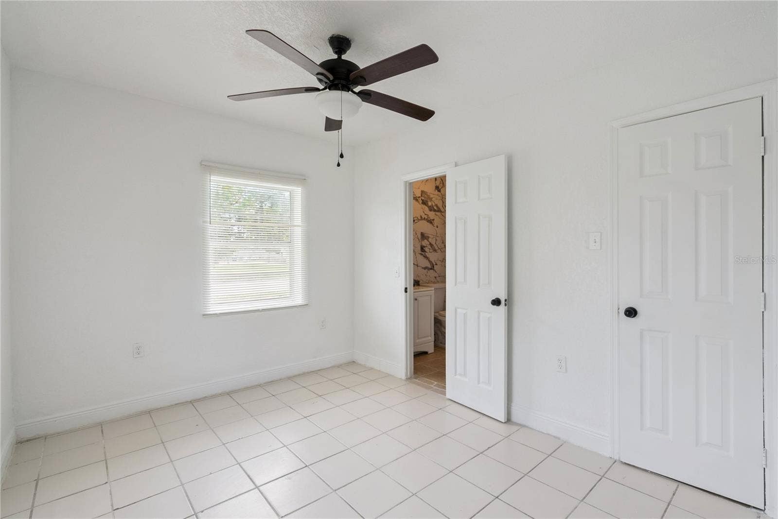2112 LEE STREET, Orlando, FL 32805 2112 LEE STREET, Orlando, FL 32805