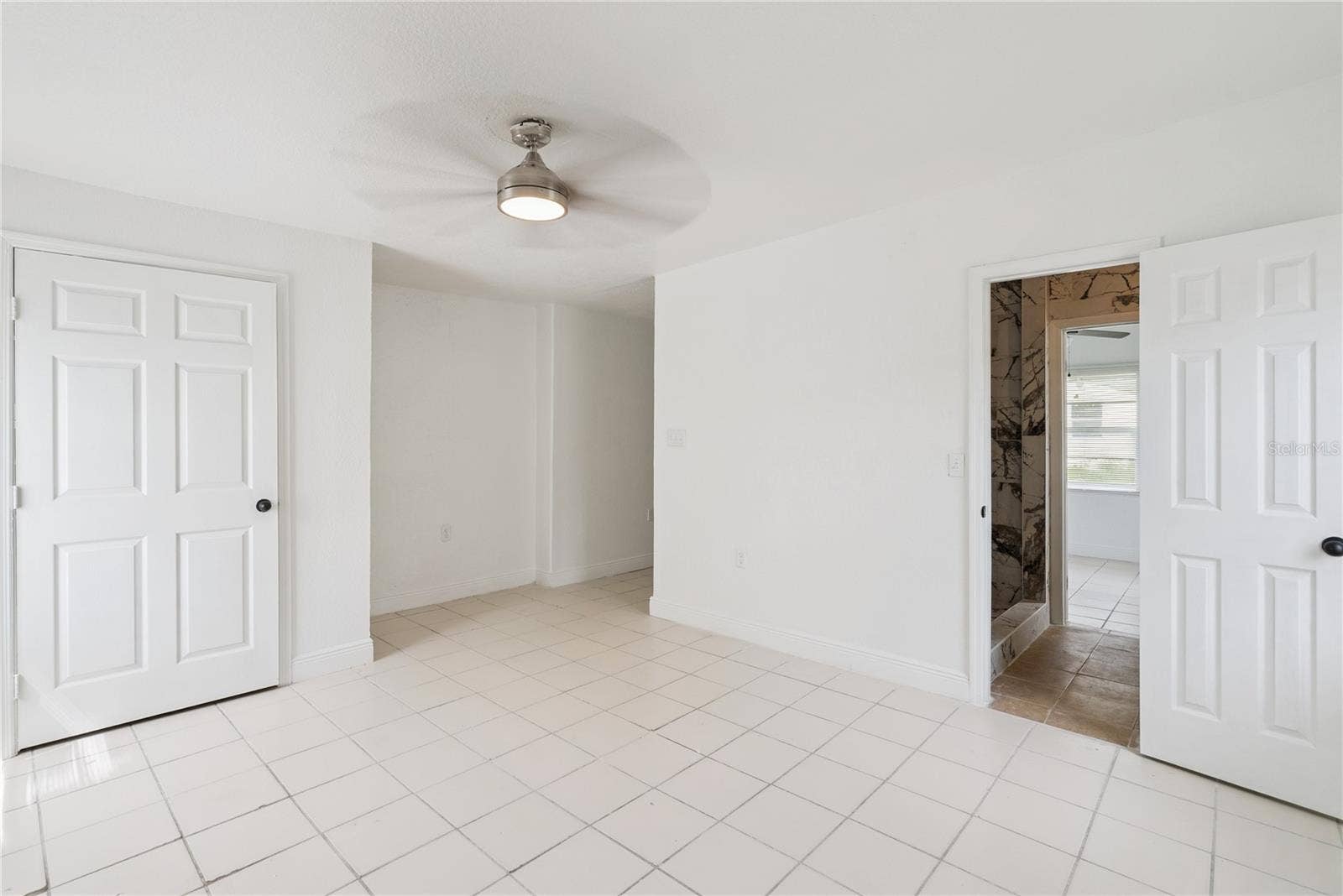 2112 LEE STREET, Orlando, FL 32805 2112 LEE STREET, Orlando, FL 32805