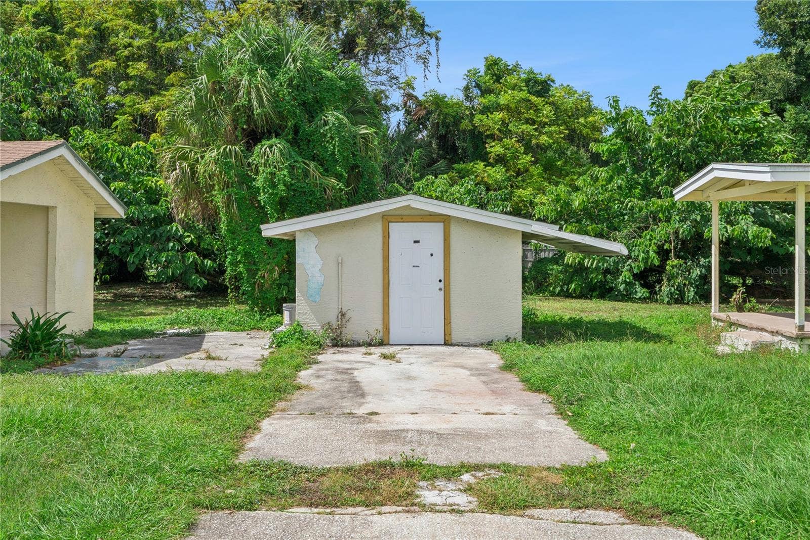 2112 LEE STREET, Orlando, FL 32805 2112 LEE STREET, Orlando, FL 32805