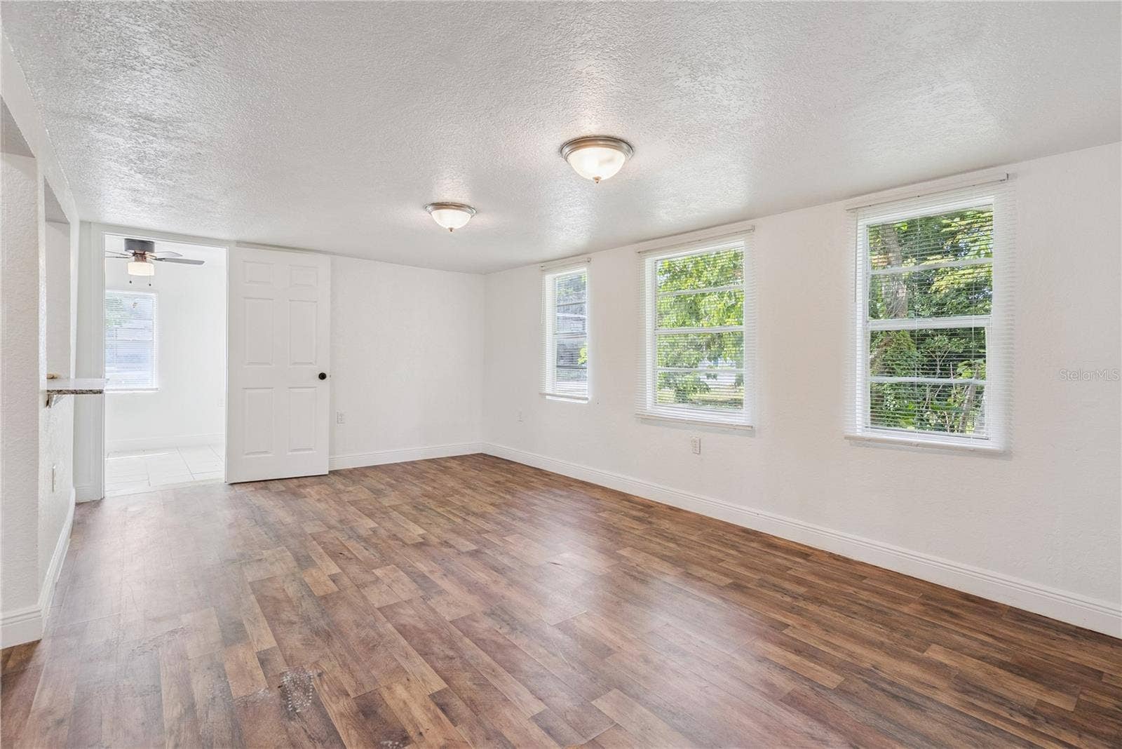 2112 LEE STREET, Orlando, FL 32805 2112 LEE STREET, Orlando, FL 32805