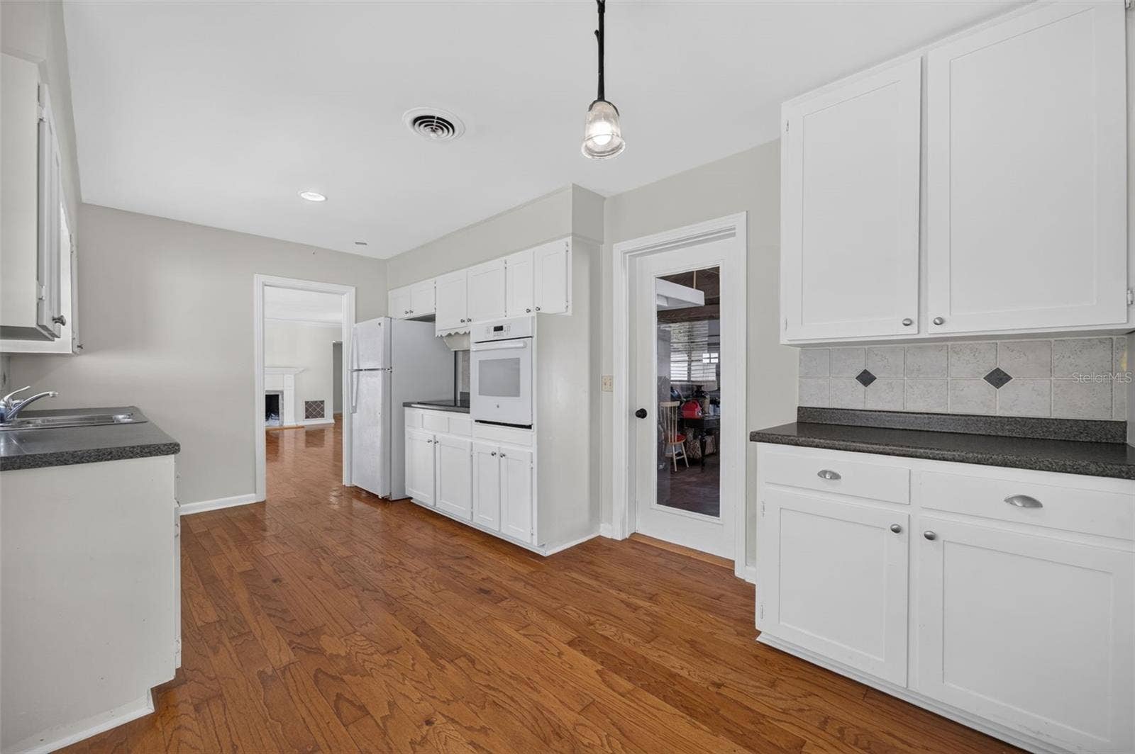 200 SENECA TRAIL, Maitland, FL 32751 200 SENECA TRAIL, Maitland, FL 32751