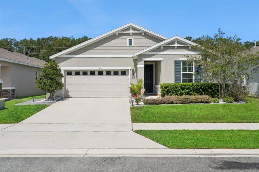 Property photo for 5204 MEADOW SONG DRIVE, Okahumpka, FL