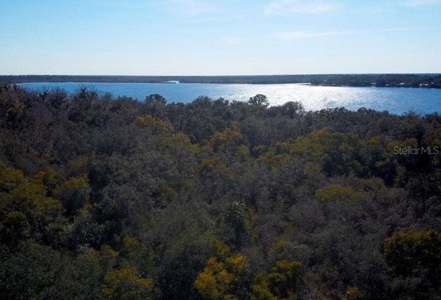 3067 KATIE ANN WAY, Deland, FL 32720 Enjoy a scenic bike ride to Lake Beresford Park! Experience nature, paved trails, and beautiful views.