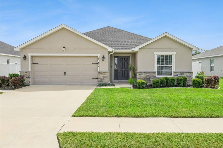 Property photo for 1017 MONTGOMERY LANE, Polk City, FL