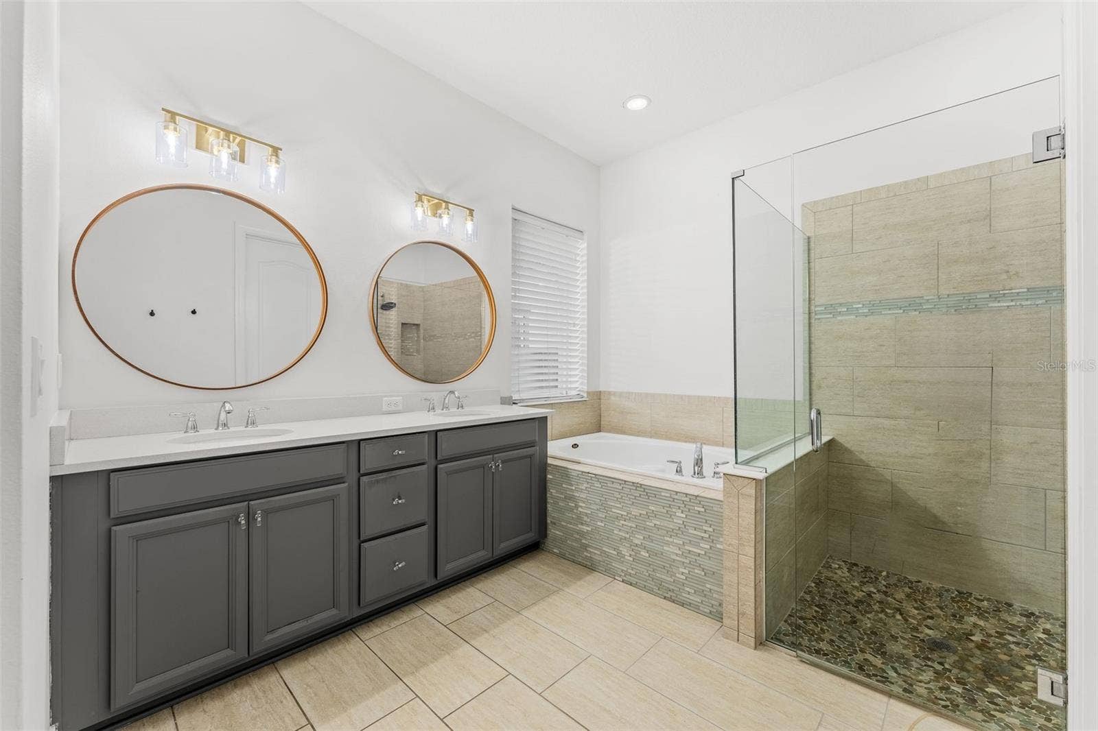 1018 W HARVARD STREET, Orlando, FL 32804 1018 W HARVARD STREET, Orlando, FL 32804