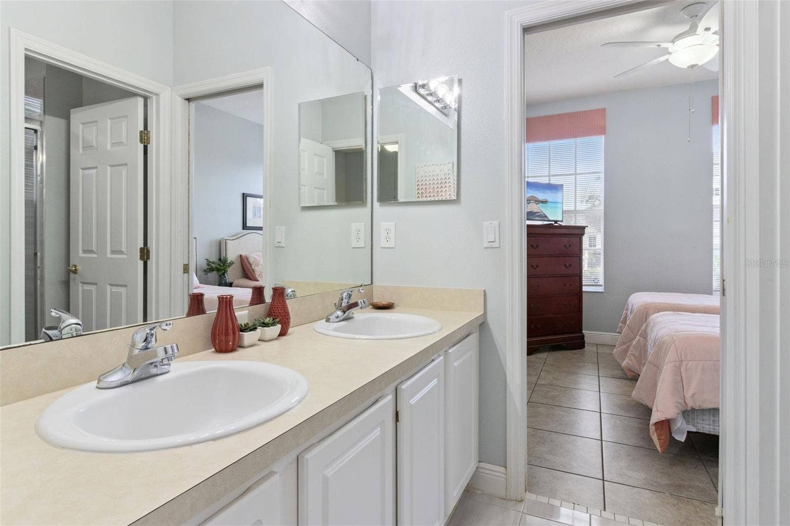 170 MINNIEHAHA CIRCLE, Haines City, FL 33844