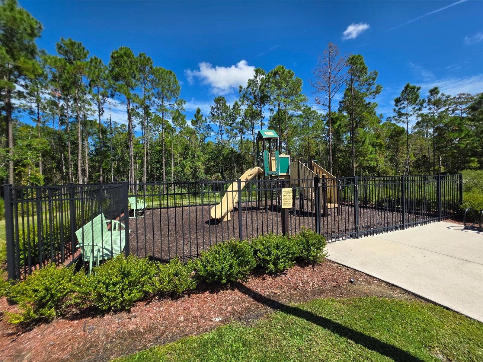 1263 SAND TRAP COURT, Daytona Beach, FL 32124 1263 SAND TRAP COURT, Daytona Beach, FL 32124