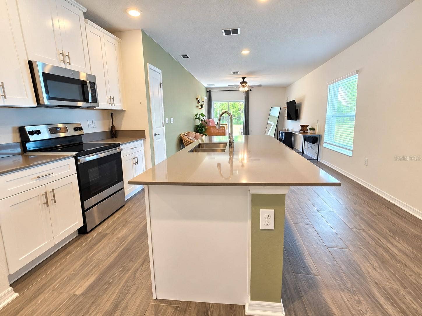1263 SAND TRAP COURT, Daytona Beach, FL 32124 1263 SAND TRAP COURT, Daytona Beach, FL 32124
