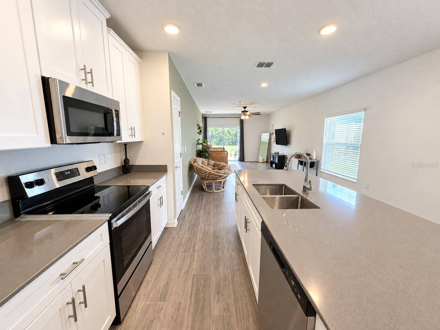 1263 SAND TRAP COURT, Daytona Beach, FL 32124 1263 SAND TRAP COURT, Daytona Beach, FL 32124