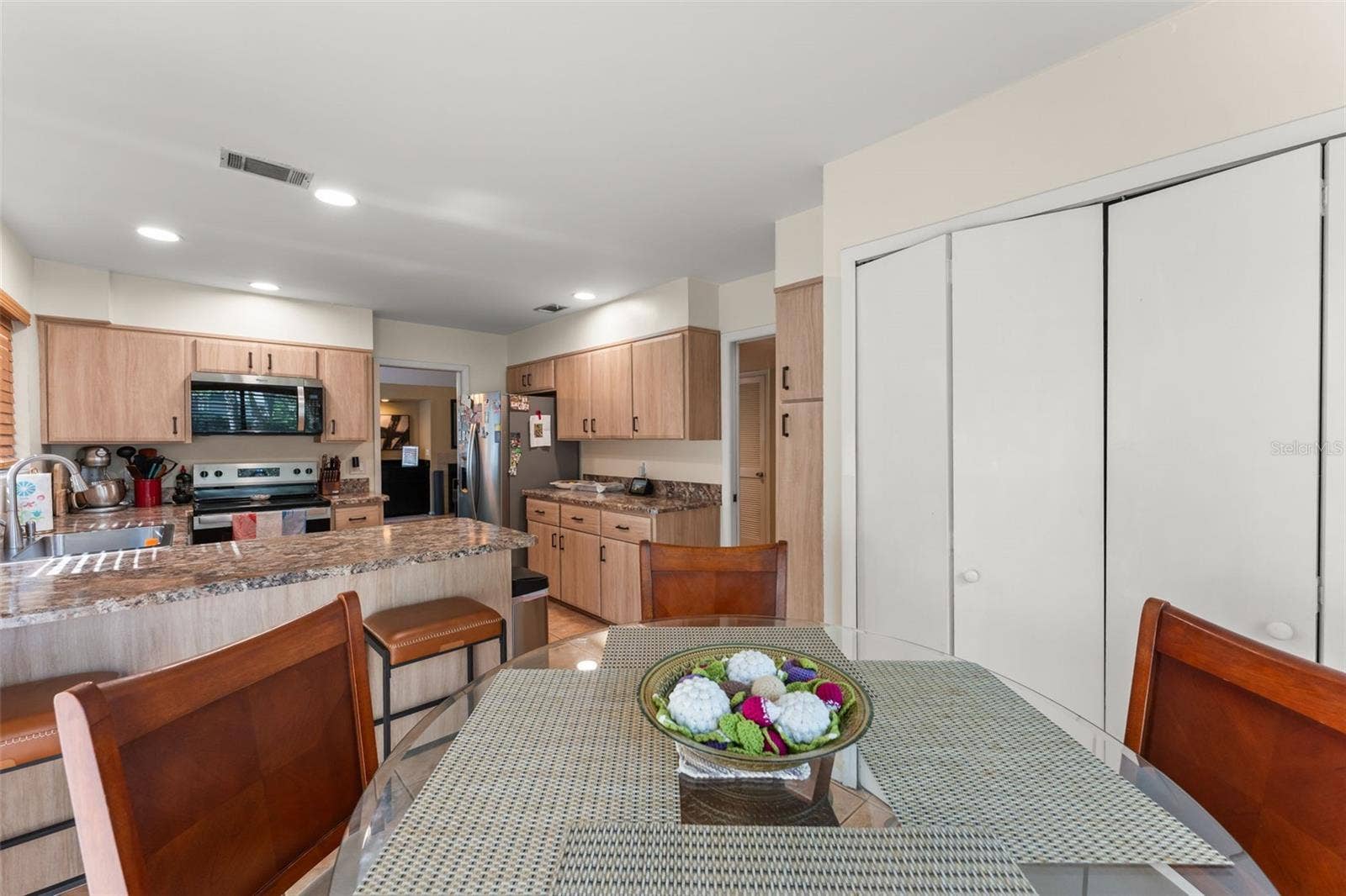 228 S FOX CHASE POINT, Longwood, FL 32779 228 S FOX CHASE POINT, Longwood, FL 32779