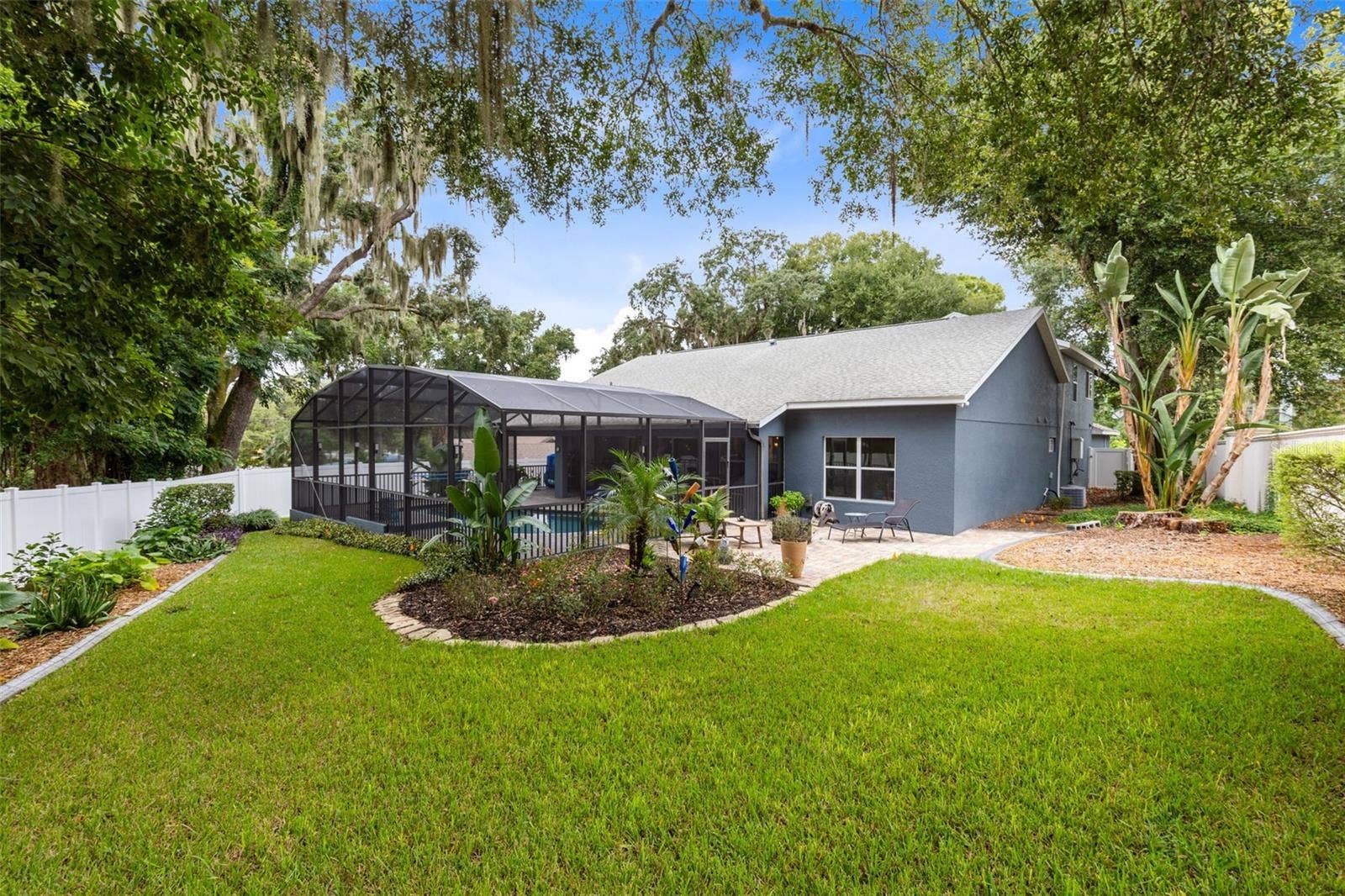 1206 LAKESHORE DRIVE, Mount Dora, FL 32757 1206 LAKESHORE DRIVE, Mount Dora, FL 32757